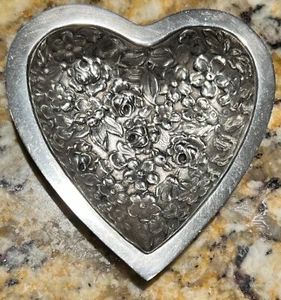 Antique / Vintage Sterling Heart Shaped Stieff Rose Pattern Trinket Dish - Picture 1 of 4