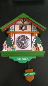 Cuckoo Music Analog Clock (Batteries Not Included) - Foto 1 di 3