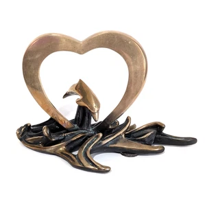 Signed Art Terrie Bennett Bronze Sculpture Dolphin Jumping Through Heart 107/500 - Picture 1 of 9