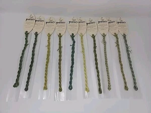 Pearsall's Filoselle Embroidery Silk Floss 4m 6 Ply MADE ENGLAND Vintage Green J - Picture 1 of 4