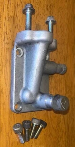 93-98 Jeep Grand Cherokee Jeep ZJ AC Compressor Manifold. Fits 5.2L and 5.9L - Picture 1 of 9