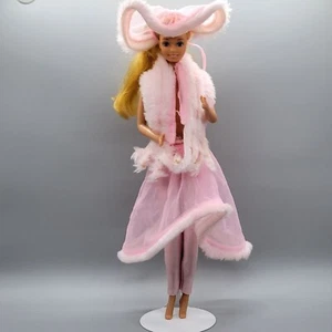 1981 Pink & Pretty Barbie Doll Mattel #3554 - Picture 1 of 12