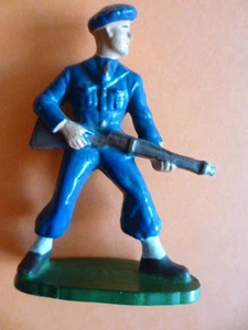Figurine STARLUX: Chasseur alpin chargeant, fusil en main - COMPLET - Imagen 1 de 1