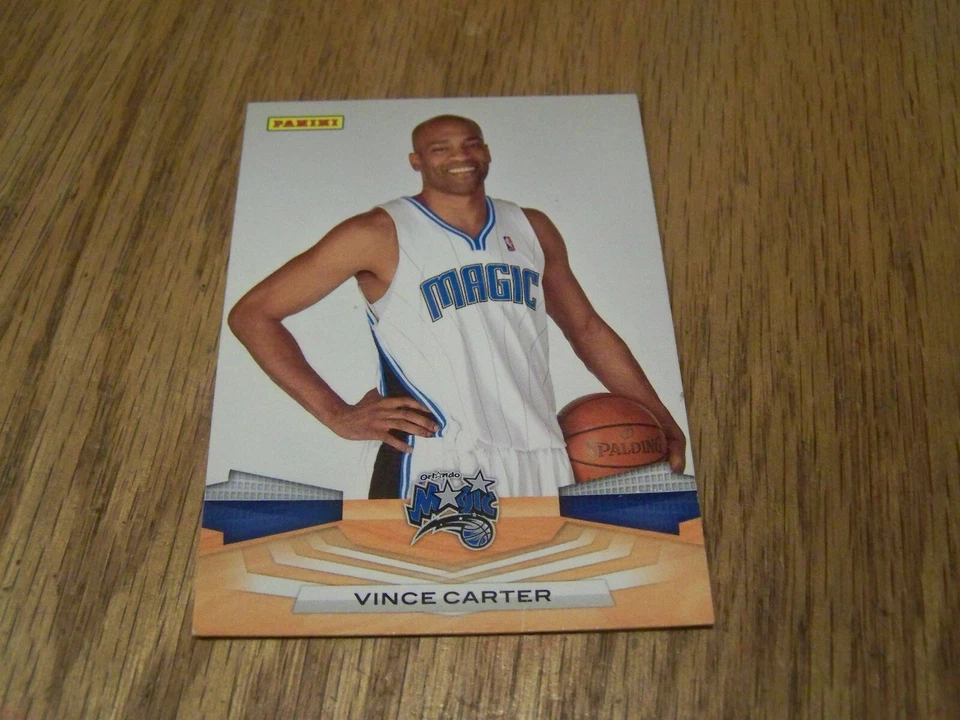VINCE CARTER  2009-2010 PANINI BASKETBALL CARD - Image 1 of 1