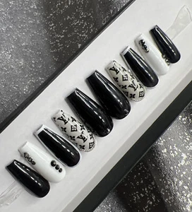 ๐ค CUSTOM Gel Press On False Nails, NUDE BLING 10p Set MED. Coffin W/ Kit NEW - Picture 1 of 7