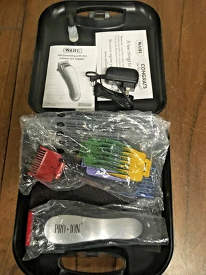 Wahl Pro Ion Kit de aseo de mascotas Cortapelos con accesorios Foto 1 de 4