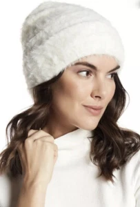 NWT New! Free People Head In The Clouds Soft Warm Ivory Fuzzy Beanie Hat - Picture 1 of 4