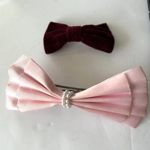 Lot of 2 Faux Pearl Bow Tie Clip Pin Cosplay 2 Tier Dress Up Pink Burgundy Alice - Picture 1 of 5