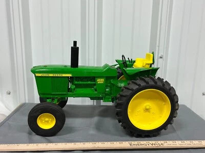 John Deere 4020 Diesel Wide Front Tractor 1:8 Scale Mint Condition HUGE Rare! - Image 1 of 4