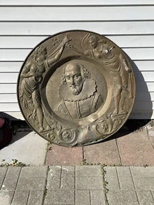 Brass William Shakespeare Repousse Embossed Round Charger Plate - Picture 1 of 4
