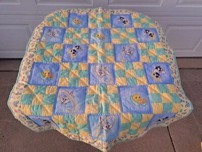 Vintage Infant Baby Looney Tunes Crib Blanket Quilt Tweety Bugs Bunny Sylvester - Image 1 of 4