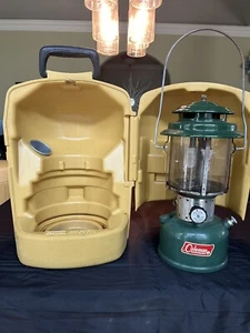 VTG Coleman Lantern WITH CARRY CASE DATED - Picture 1 of 21