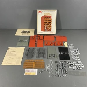 Model Power Rileys Building Renovation Easy To Build Construction Kit HO Scale - Picture 1 of 24