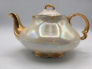 Vintage Ellgreave Heatmaster Opalescent Gold pearlized Teapot England Gold Gilt - Picture 1 of 9