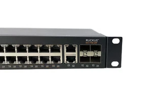 Ruckus ICX 7150-24P Dostęp podstawowy 24 porty Przełącznik PoE 1G - Zdjęcie 1 z 3