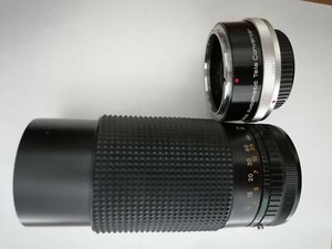 Canon 80-200mm Zoom f4 Macro; Super telephoto & Lens Doubler = 400mm, Clean