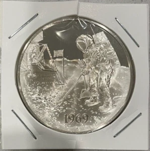 1,2 once ARGENTO STERLING TONDO FRANKLIN ZECCA "AMERICANS LAND ON THE MOON" 1969 - Foto 1 di 2