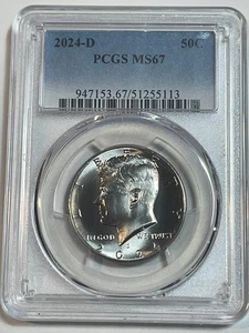 Medio dólar Kennedy 2024 D 50c graduación profesional MS67 - Imagen 1 de 2