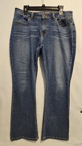 Harley-Davidson Women’s Curvy Boot Cut Jeans Size 31 Petite BlueDenim Motorcycle - Picture 1 of 7