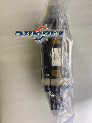 1 PCS NEW IN BOX SMC solenoid valve VFS4200-5FZ-03 - Image 1 of 3