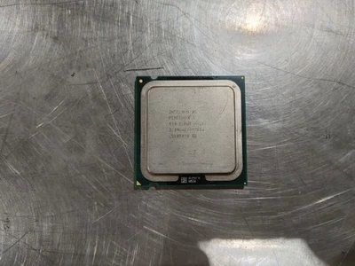 GOOD CONDITION Intel Pentium D 930 CPU Untested - Image 1 of 2