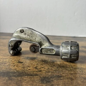 Ridgid No. 105 Pipe Tubing Cutter 1/8" - 1-1/8" OD Capacity - Picture 1 of 10