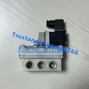 1 pièce neuve pour électrovanne CKD 4F520-15-AC220V - Photo 1/1