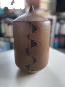 Joan Carrillo Romero Spanish mid century modern studio pottery vase. Stunning - Picture 1 of 5