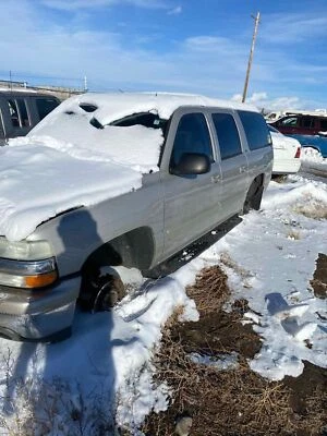 Used Front Right Door Assembly Front fits: 2004 Chevrolet Suburban 1500 classic - Image 1 of 4