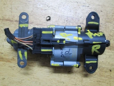 2001 2007 Chrysler GRAND CARAVAN town country Sliding DOOR motor U10724G Pass R - Image 1 of 4