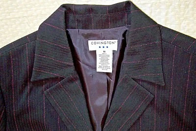 LKN Senhoras 18 ~ Covington ~ BLAZER PRETO com listras rosa finas ~ Carreira  - Imagem 1 de 4