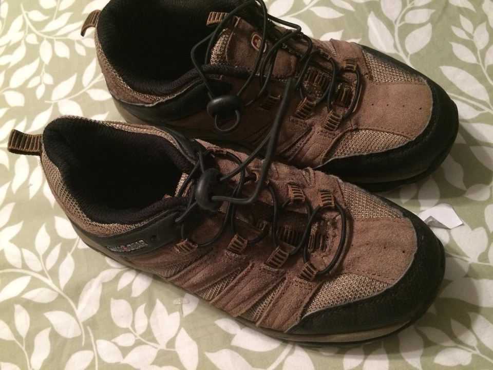 Swiss Gear Brown Leather Canvas Upper Hiking/walking Sz 4 youth Reduced - Image 1 of 4