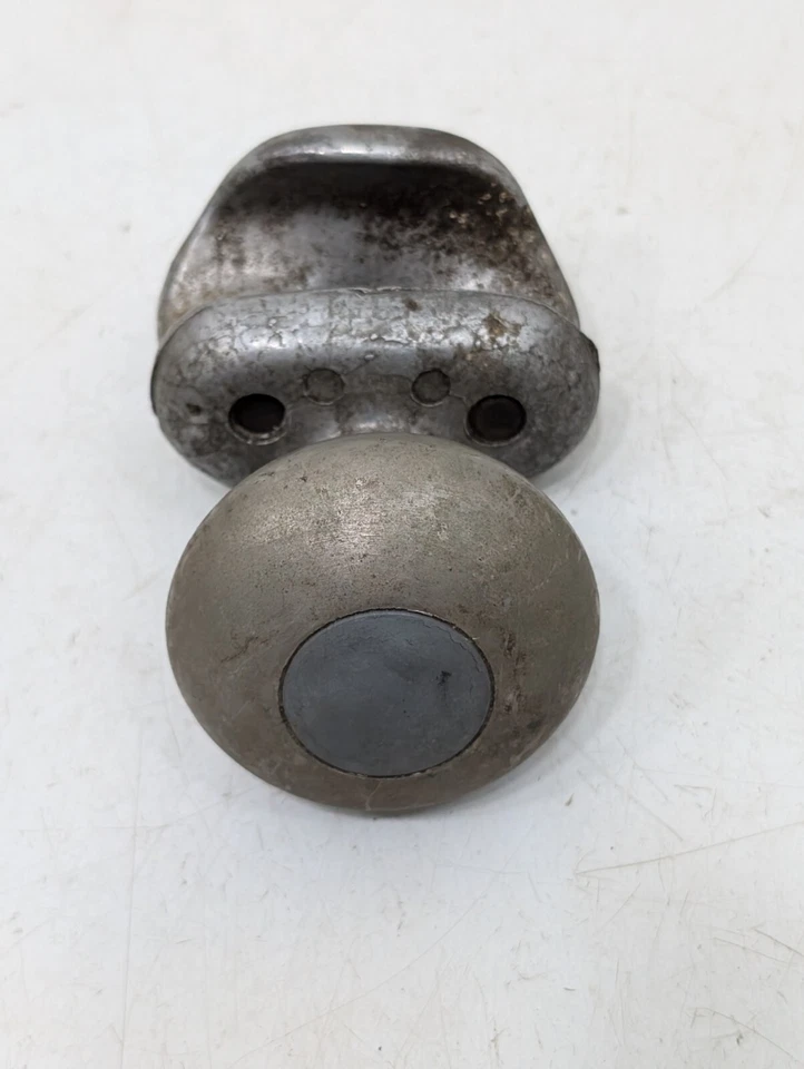 VINTAGE 1930s 1940s LARGE ACCESSORY SUICIDE STEERING KNOB - Tractor, Rat Rod - Image 1 of 4
