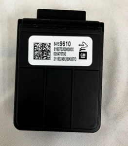 2019-2022 GM Chevy GMC Font View Camera CONTROL MODULE 84159610 - Picture 1 of 8