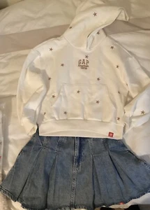 American Girl X Gap Coordinating Outfit, Sweatshirt, Denim Skirt Girls 10 - Picture 1 of 7