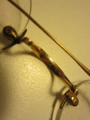 Grand Antique Rimless Eyeware Gold Nose Bridge - Image 1 of 4