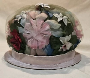 Vintage Valerie Mode Easter/Church/Derby/Wedding Hat Pink Silk Flowers Millinery - Picture 1 of 7
