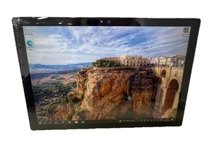 Microsoft Surface Pro 4 12" i5-6300U 4GB RAM 128GB SSD Win 10 Pro HEAVY CRACKS - Picture 1 of 18