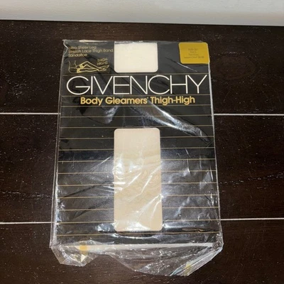 Vintage | GIVENCHY | Tamanho C | Body Gleamers Coxa Alta | Perna Ultra Transparente | Renda - Imagem 1 de 4