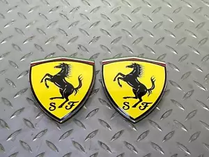 08-14 Ferrair California Pair Left & Right Front Fender Badges Emblems OEM - Foto 1 di 6