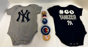 2 New York Yankees MLB Baby 6-9 mo One Piece Bodysuit & 2 Yankees Wooden Rattles - Picture 1 of 9