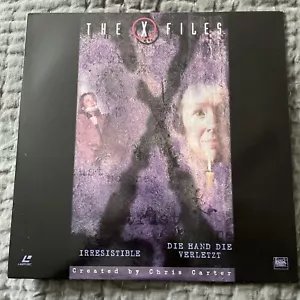 X-Files Laserdisc Episodes 2x13 & 2x14 - Picture 1 of 6