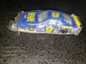 NASCAR Lake Speed Melling Spam 9 Not a Hot Wheels or Matchbox Race Car 1:64 new! - Picture 1 of 6