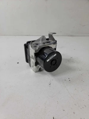 08-13 BMW E90 E92 E93 M3 OEM ABS DSC módulo de bomba de control de tracción Foto 1 de 4