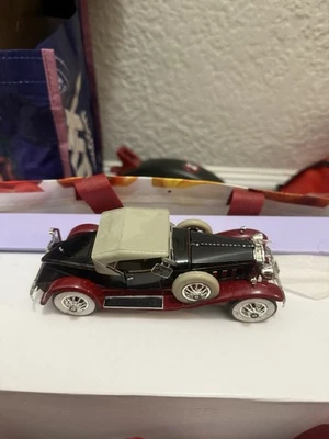 Modelos Signature - 1930 Packard Boattail 1/32 Foto 1 de 4