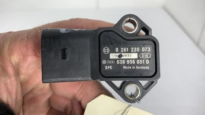 Capteur AUDI TT 2 ROADSTER PHASE 1 CABRIOLET 038906051D - Photo 1/3