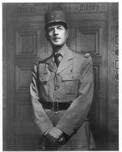 Charles de Gaulle Portrait / Print by Yousuf Karsh - Picture 1 of 1