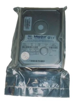 VINTAGE- Maxtor 91366U4 13.5GB IDE 7200 RPM 3.5" Hard Drive - Image 1 of 4