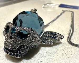 Swarovski Crystal Passenger Skull Pendant Blue 1110361—BRAND NEW IN THE BOX - Picture 1 of 9