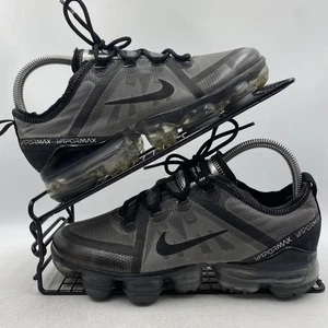 Nike Air Vapormax 2019 schwarz grau Turnschuhe Größe UK 5 Damen Fitness Laufen Yoga - Bild 1 von 9